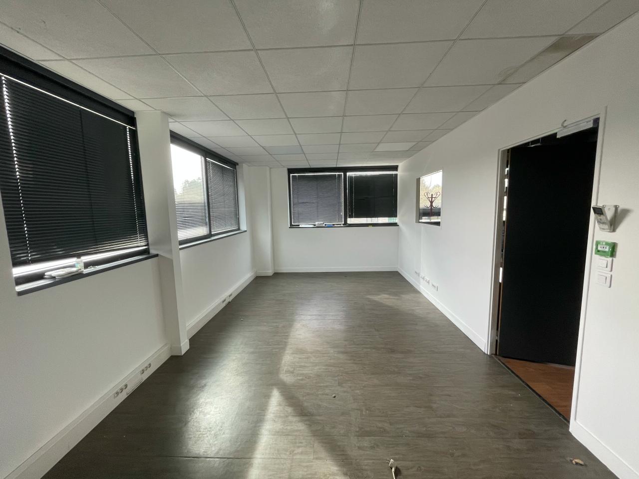 Local d'activité Criquebeuf-sur-Seine 3151m² Vente local d'activité Criquebeuf-sur-Seine Eure OVACT2530780 18